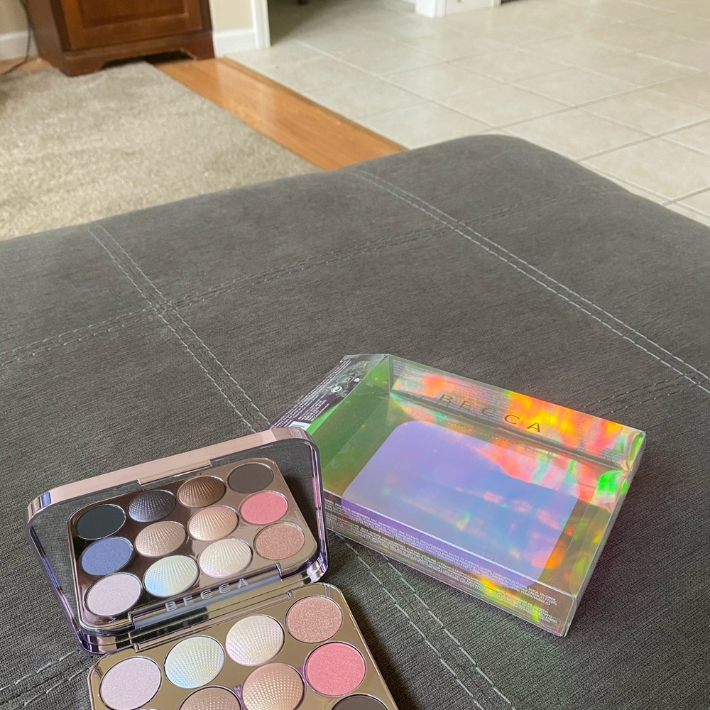 BNIB Becca pearl glow shimmering eye palette